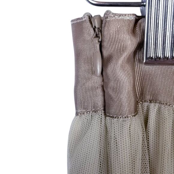 Monoplaza Pink Red Floral Embroidered Mesh Overlay Floral A-line Skirt  - Size S - Picture 4 of 6